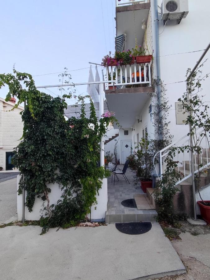 Branka Apartman Drače